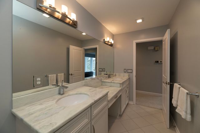 7129 Lakeridge Place, Texas Twp, MI 49009