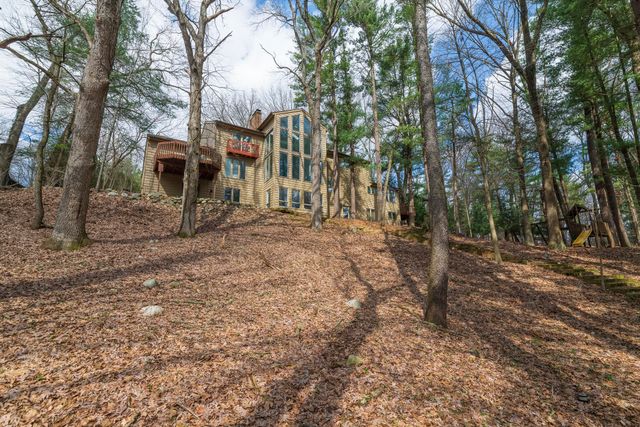 7129 Lakeridge Place, Texas Twp, MI 49009