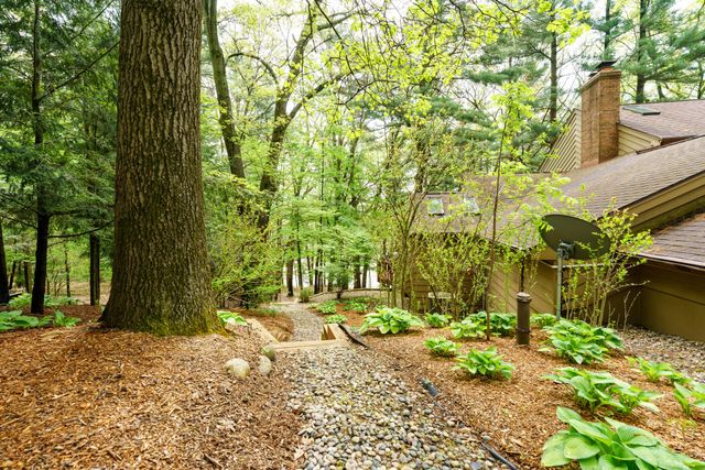 7129 Lakeridge Place, Texas Twp, MI 49009