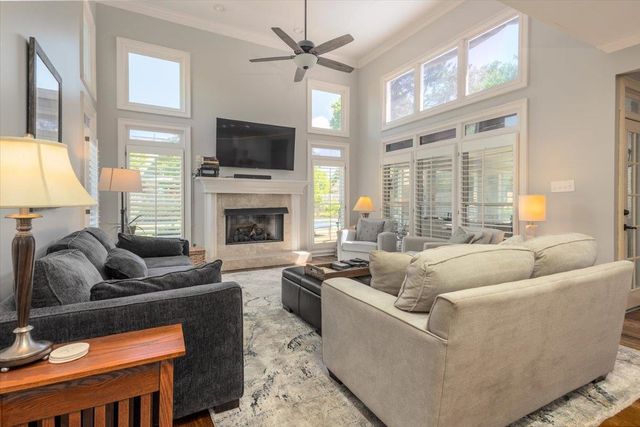 9330 GROVEWAY CV, Germantown, TN 38139