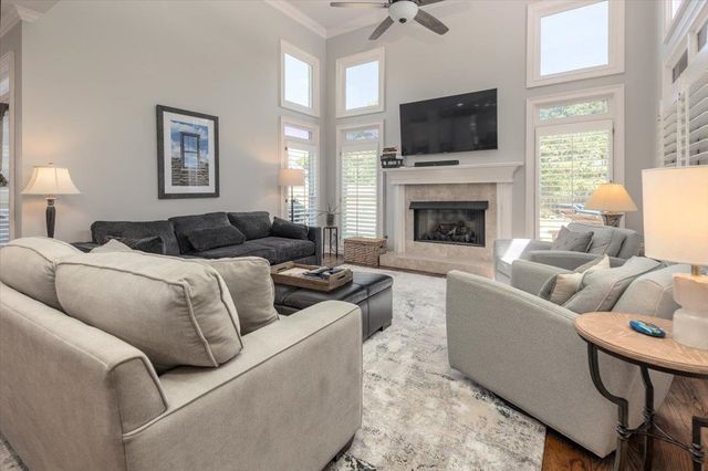 9330 GROVEWAY CV, Germantown, TN 38139