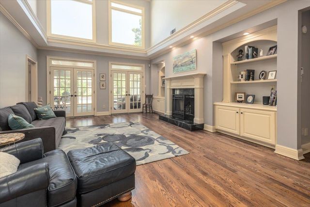 9330 GROVEWAY CV, Germantown, TN 38139