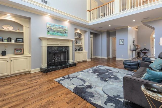 9330 GROVEWAY CV, Germantown, TN 38139