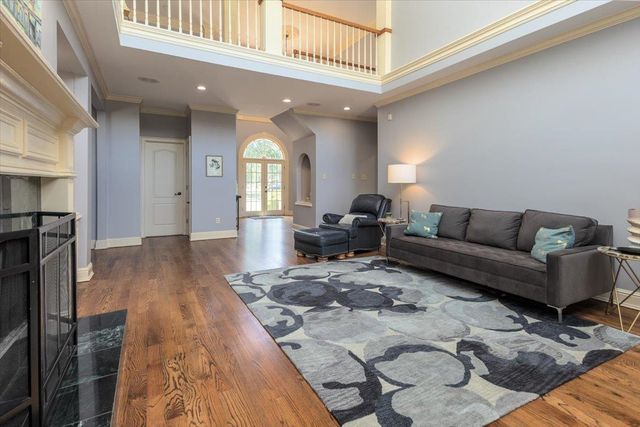 9330 GROVEWAY CV, Germantown, TN 38139