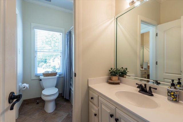 9330 GROVEWAY CV, Germantown, TN 38139