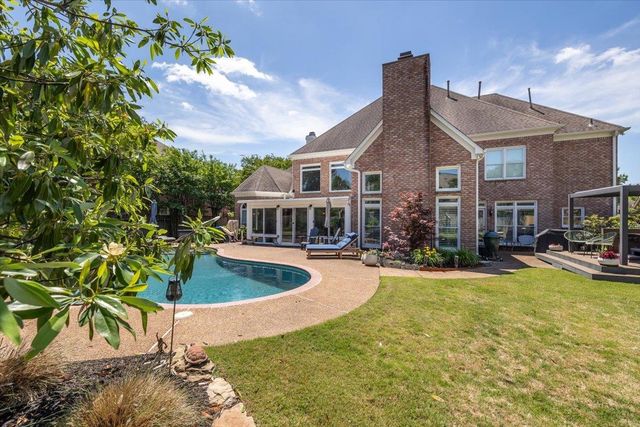 9330 GROVEWAY CV, Germantown, TN 38139