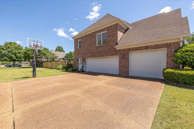 9330 GROVEWAY CV, Germantown, TN 38139