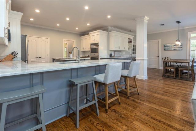 9330 GROVEWAY CV, Germantown, TN 38139