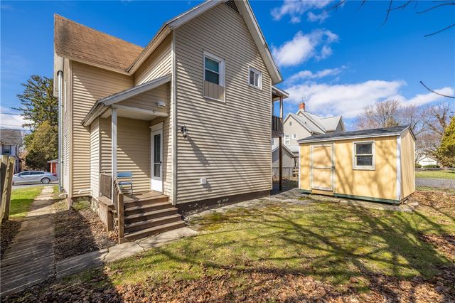 11 Hallenbeck Avenue, Geneva City, NY 14456