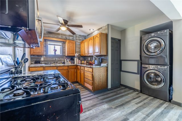 11 Hallenbeck Avenue, Geneva City, NY 14456