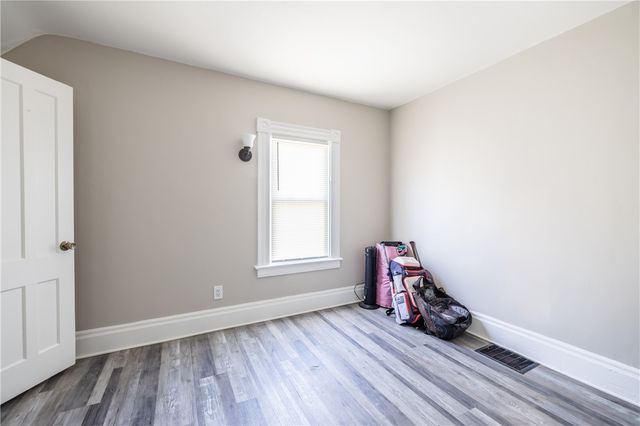 11 Hallenbeck Avenue, Geneva City, NY 14456