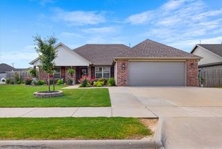 65 E Loveland Loop, Farmington, AR 72730