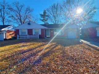 1078 Fontaine Place, St Louis, MO 63137
