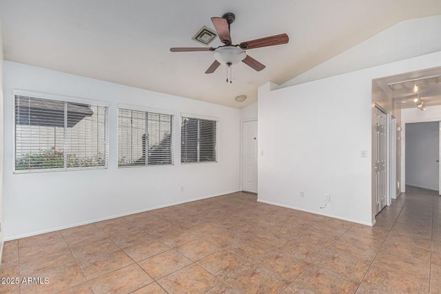 3022 E Michigan Avenue, Phoenix, AZ 85032
