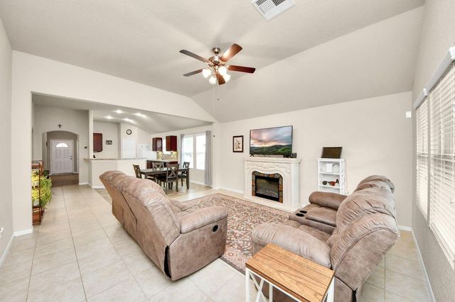 2106 Indian Clearing Trail, Rosenberg, TX 77471