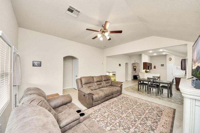 2106 Indian Clearing Trail, Rosenberg, TX 77471