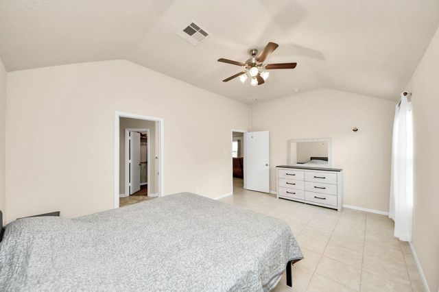 2106 Indian Clearing Trail, Rosenberg, TX 77471