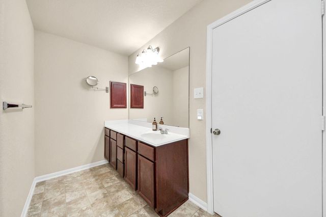2106 Indian Clearing Trail, Rosenberg, TX 77471