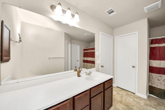 2106 Indian Clearing Trail, Rosenberg, TX 77471