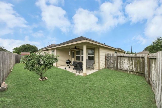 2106 Indian Clearing Trail, Rosenberg, TX 77471