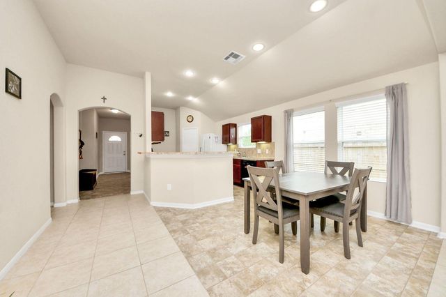 2106 Indian Clearing Trail, Rosenberg, TX 77471