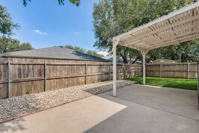2224 Southway, Denton, TX 76207