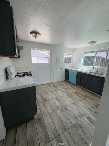 805 Merrett Drive, Pasadena, CA 91104