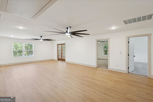 397 Pine Ridge Drive, Ellabell, GA 31308