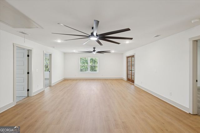 397 Pine Ridge Drive, Ellabell, GA 31308