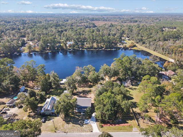 397 Pine Ridge Drive, Ellabell, GA 31308