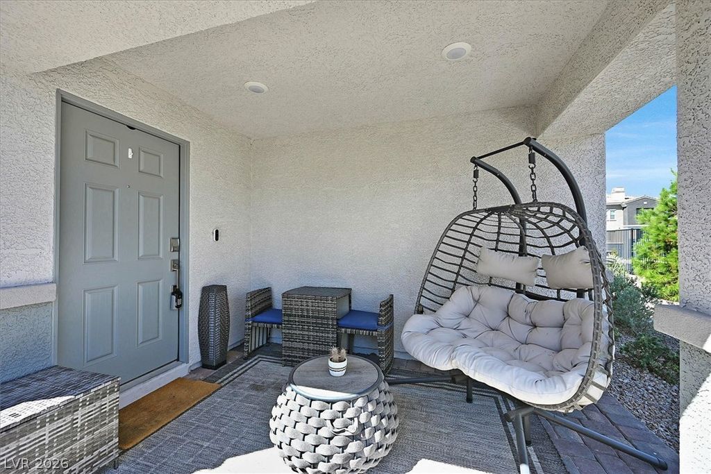 6282 Foxes Dale Street, Las Vegas, NV 89166 — photo 2