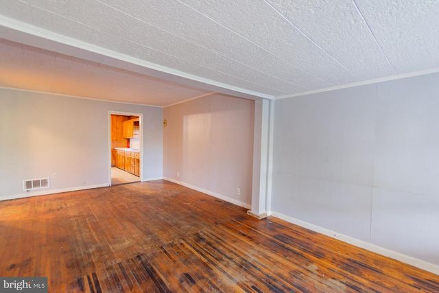 628 BROWNVILLE LN, Charles Town, WV 25414