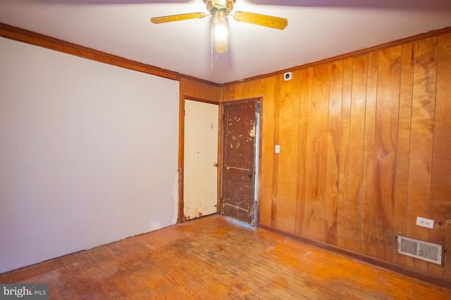 628 BROWNVILLE LN, Charles Town, WV 25414