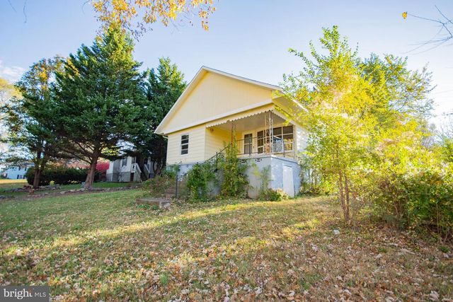 628 BROWNVILLE LN, Charles Town, WV 25414