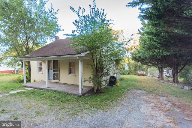 628 BROWNVILLE LN, Charles Town, WV 25414