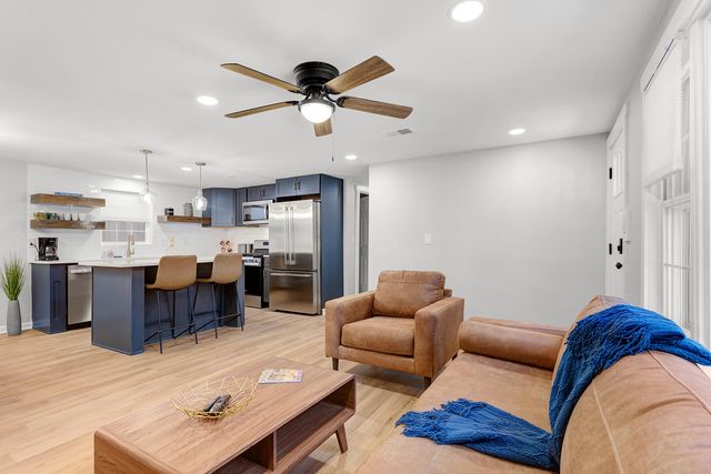 4731 Spruce Street, North Charleston, SC 29405