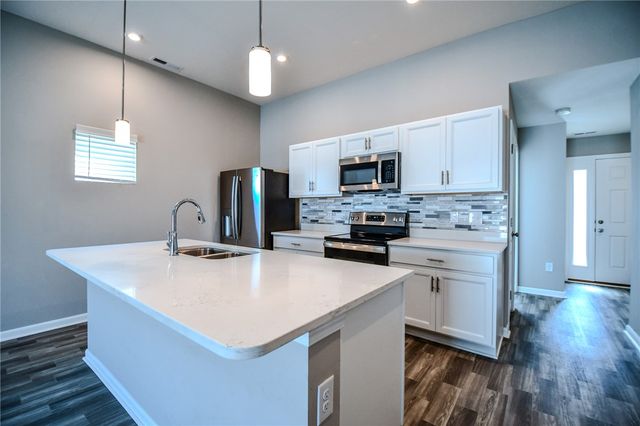 8196 Cherry Birch Drive, Tipp City, OH 45371