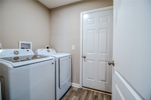 8196 Cherry Birch Drive, Tipp City, OH 45371