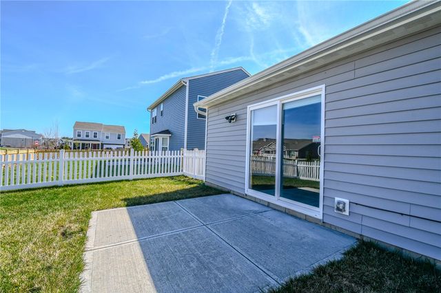 8196 Cherry Birch Drive, Tipp City, OH 45371