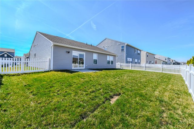 8196 Cherry Birch Drive, Tipp City, OH 45371