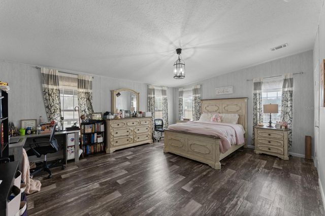 6300 GREEN POND ROAD, Polk City, FL 33868