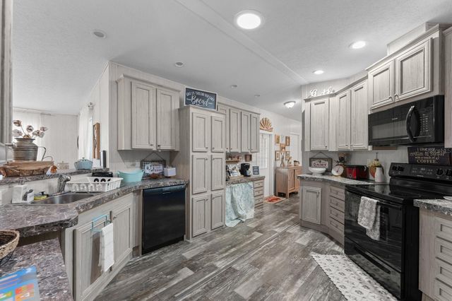 6300 GREEN POND ROAD, Polk City, FL 33868