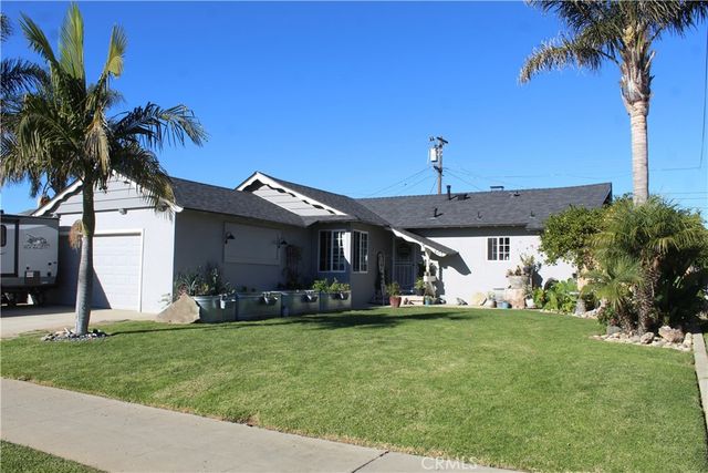 607 E Monroe Street, Santa Maria, CA 93454