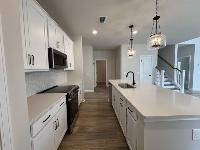 2074 Lavender Bloom Road, Ravenel, SC 29470