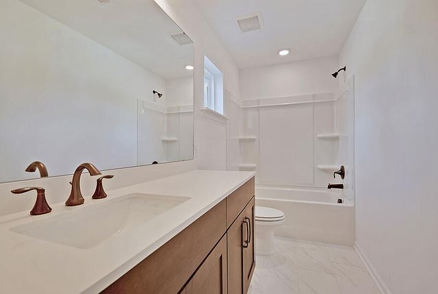2074 Lavender Bloom Road, Ravenel, SC 29470