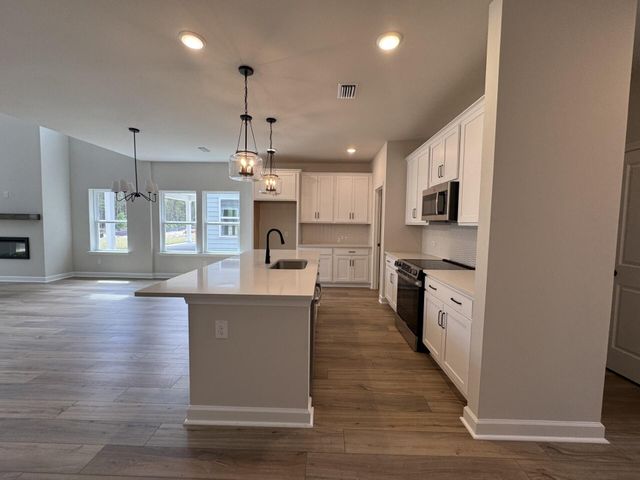 2074 Lavender Bloom Road, Ravenel, SC 29470