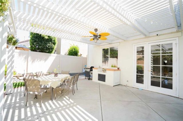 11 Kirkland, Irvine, CA 92602