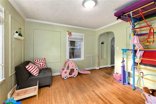 1519 Tauromee Avenue, Kansas City, KS 66102