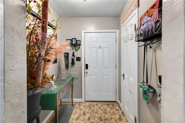 1519 Tauromee Avenue, Kansas City, KS 66102