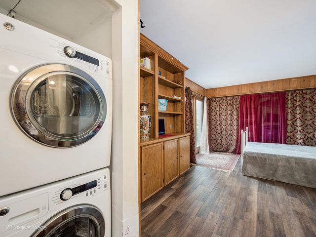 1322 S New Wilke Road 1C, Arlington Heights, IL 60005